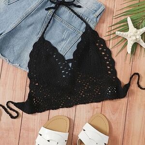 CROCHET HALTER TOP